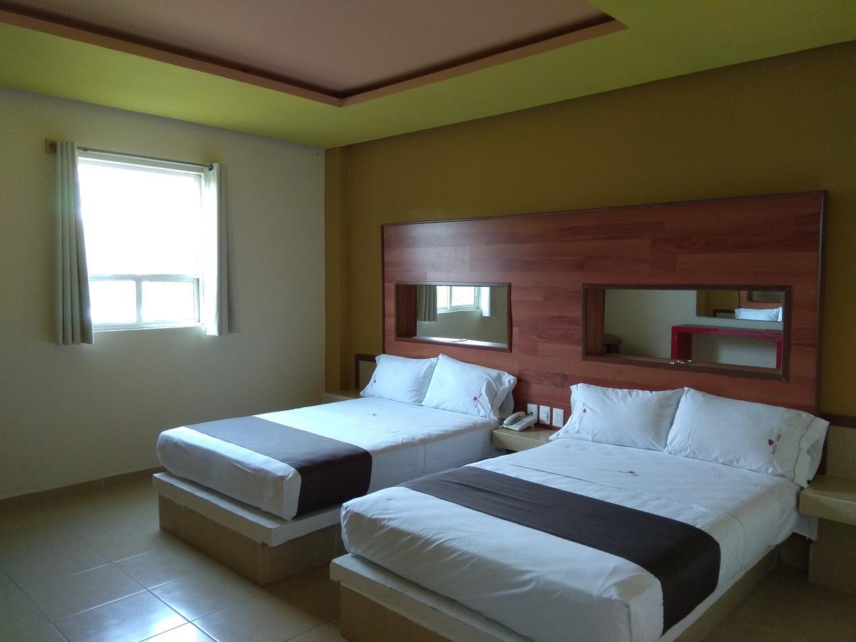Hotel Rubi Manzanillo Exterior photo